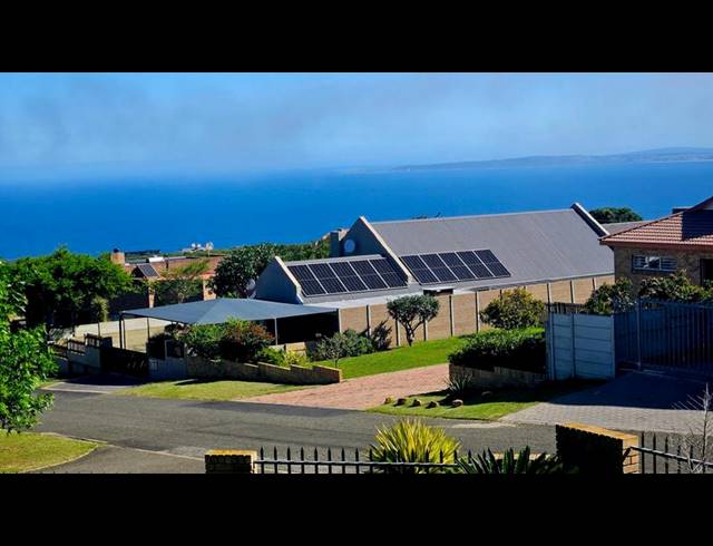 3 BEDROOM HOUSE FOR SALE IN DANA BAY